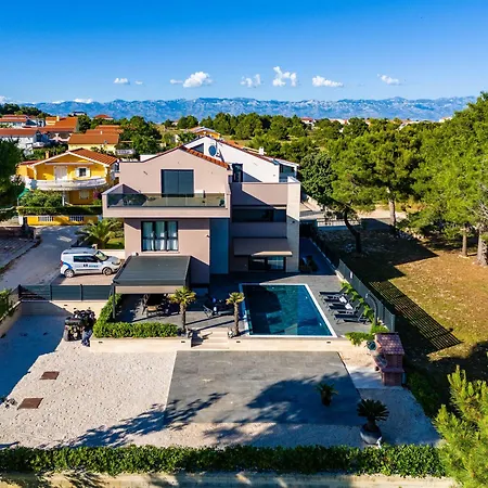 Апартаменты Royal