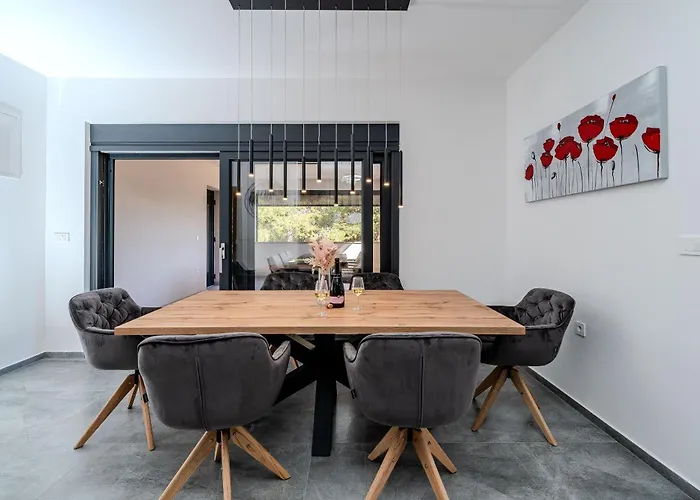 Апартаменты Royal Вир