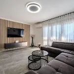Apartament Royal Vir