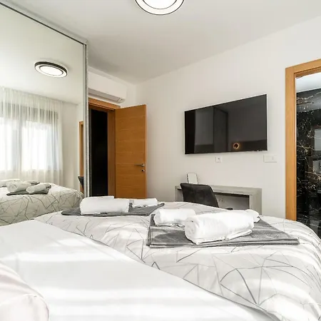 Apartment Royal