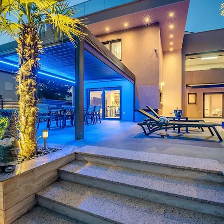 Apartment Royal *